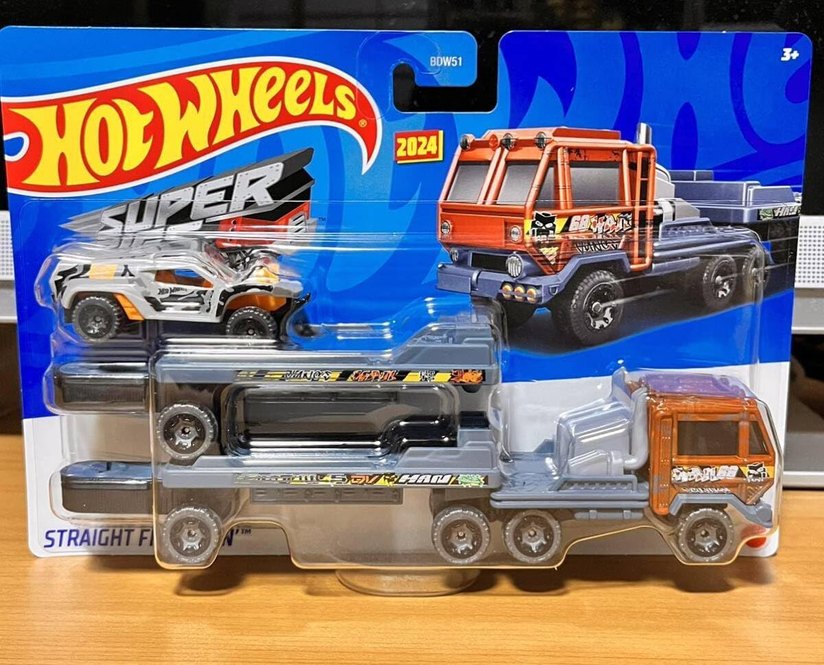 Hot Wheels Super Rig STRAIGHT FREIGHTIN