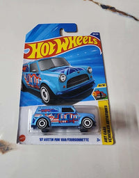 Hot Wheels N Case 2025 : 67 Austin minivan / Fourfonnette
