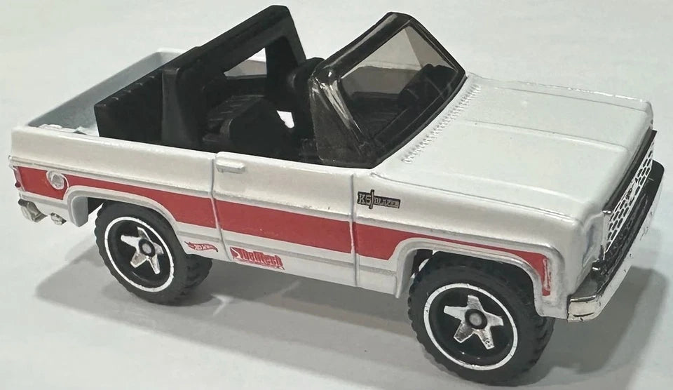 Hot Wheels - '75 Chevy Blazer Custom